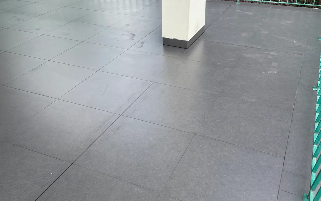Carrelage pour terrasse à Strasbourg : valorisez votre extérieur